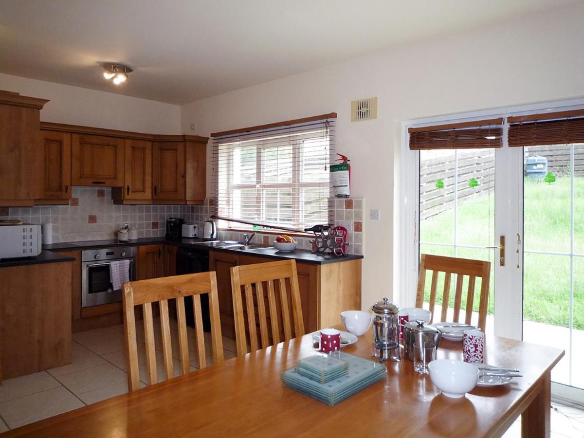 Cois Chnoic Holiday Home Dingle By Trident Holiday Homes Экстерьер фото